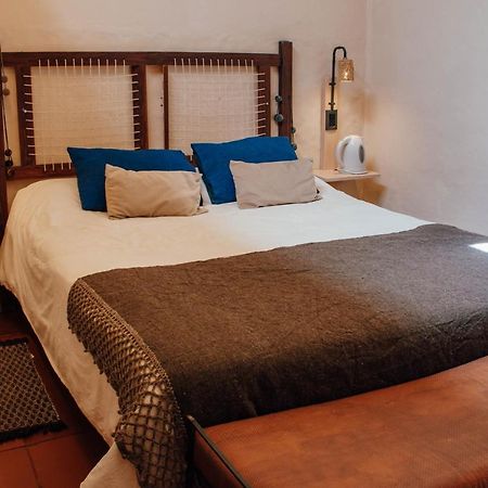 Casa De La Flia. Sanchez Bed & Breakfast Humahuaca Ngoại thất bức ảnh