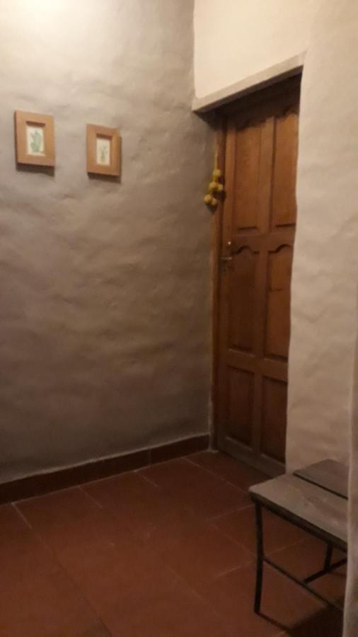 Casa De La Flia. Sanchez Bed & Breakfast Humahuaca Ngoại thất bức ảnh