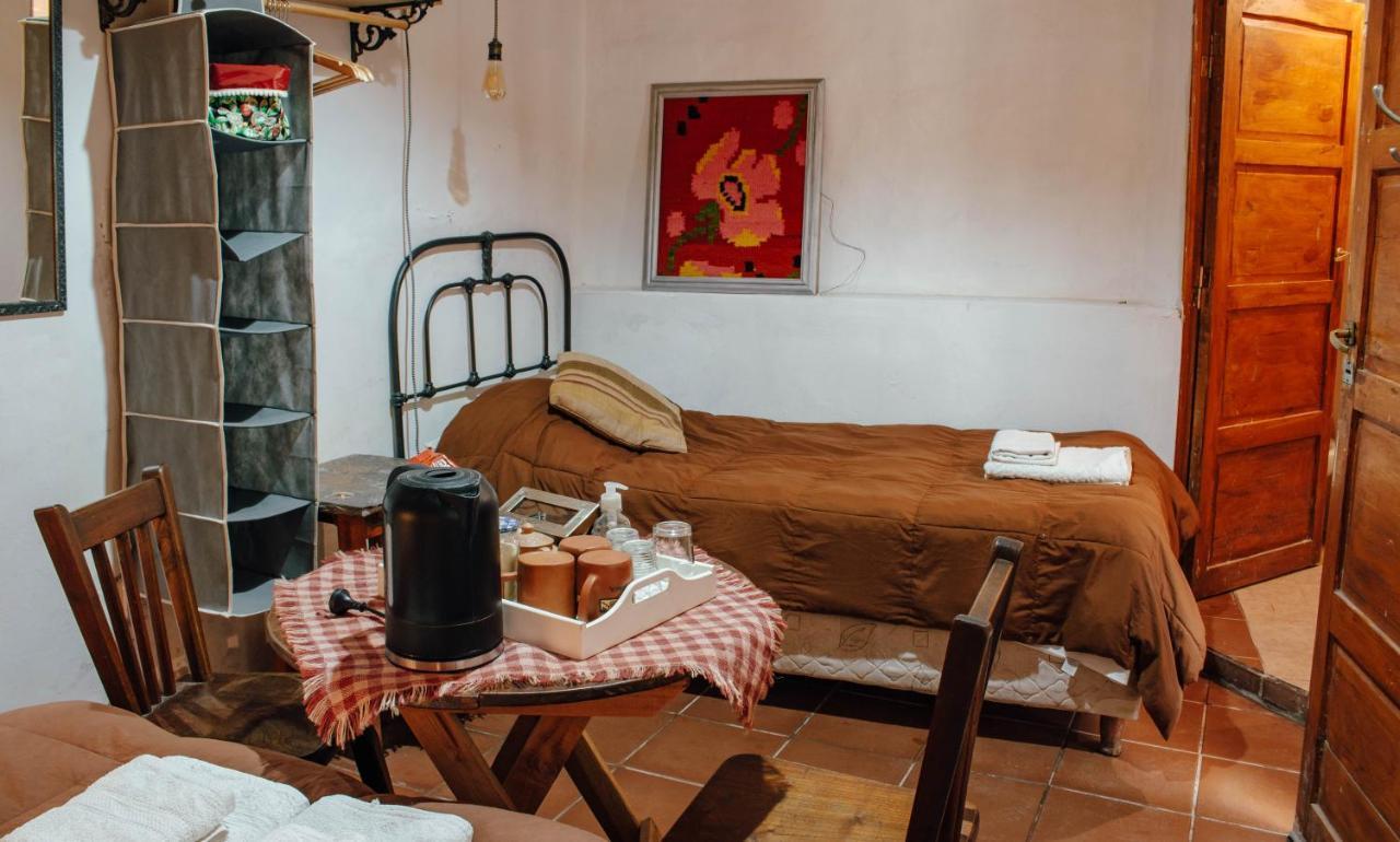 Casa De La Flia. Sanchez Bed & Breakfast Humahuaca Ngoại thất bức ảnh