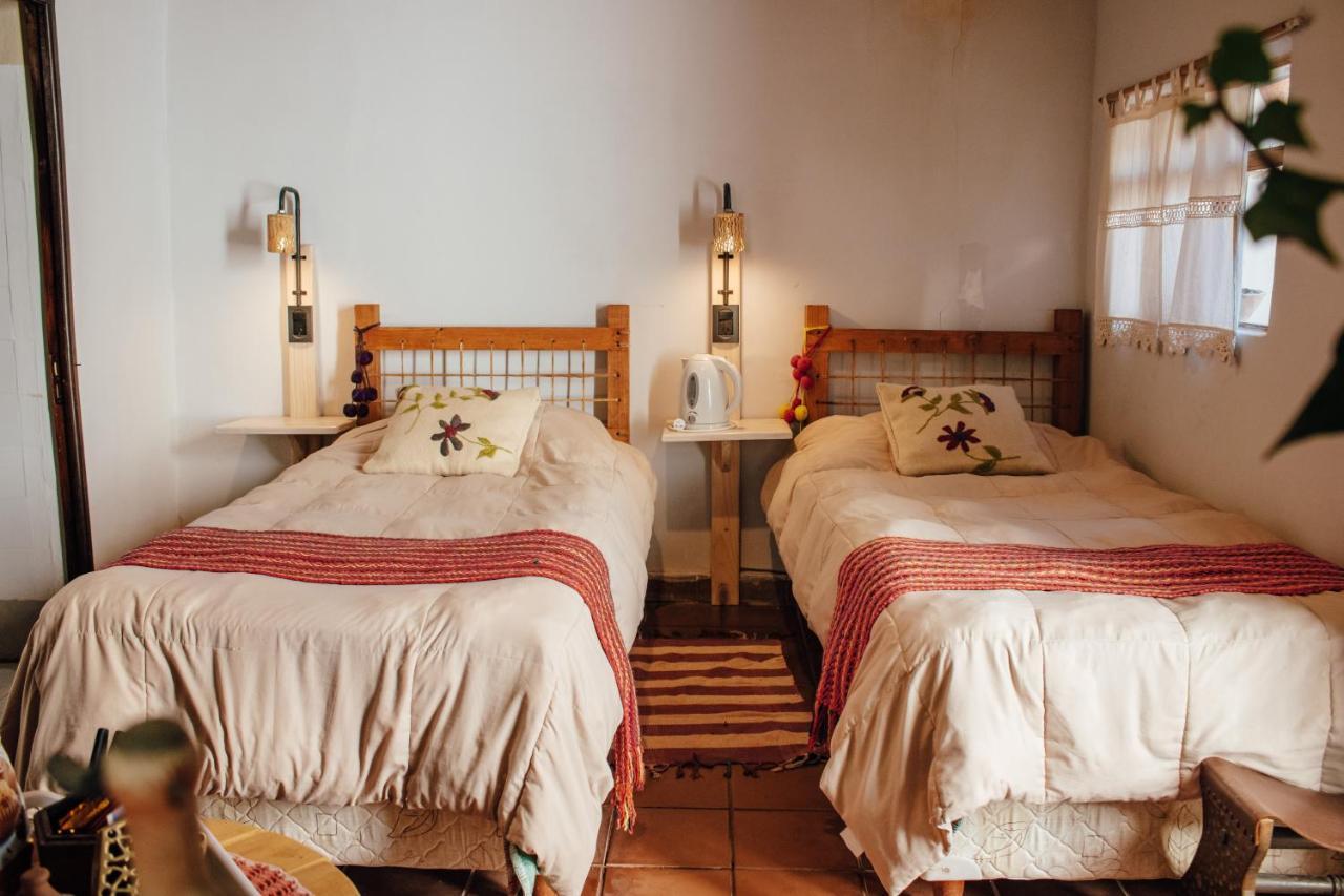 Casa De La Flia. Sanchez Bed & Breakfast Humahuaca Ngoại thất bức ảnh